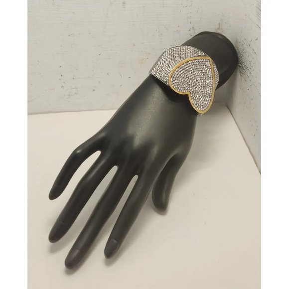 Zadig & Voltaire - Crystal Heart - Idol Strass Cuff Bracelet NWT Gorgeous! - Picture 8 of 14
